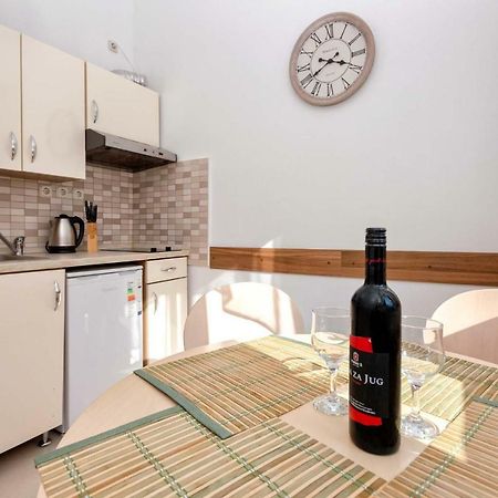 Apartmani Zlataric Стари Град Экстерьер фото