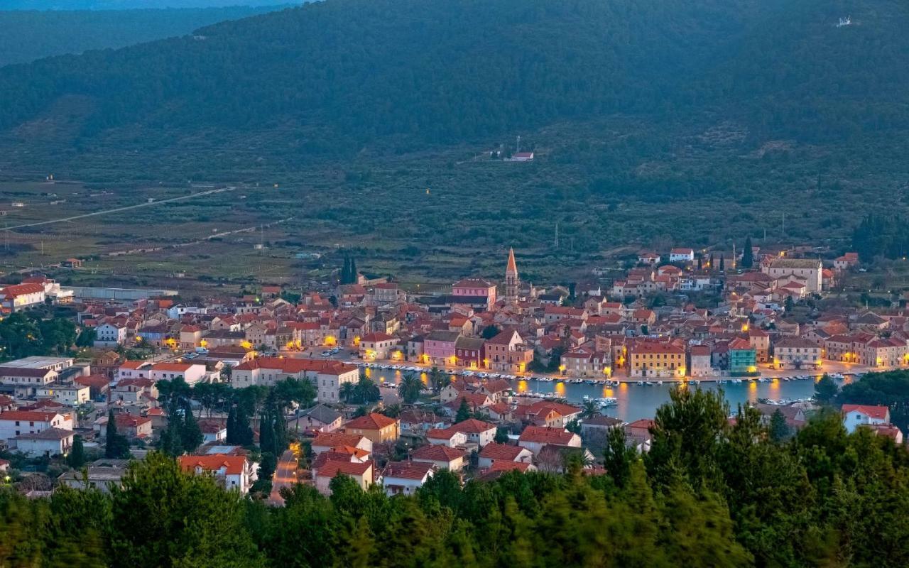 Apartmani Zlataric Стари Град Экстерьер фото